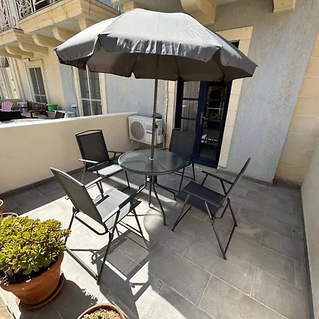 アパート Sliema Apartment スリーマ
