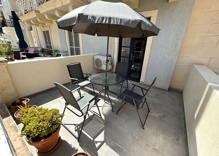 アパート Sliema Apartment スリーマ